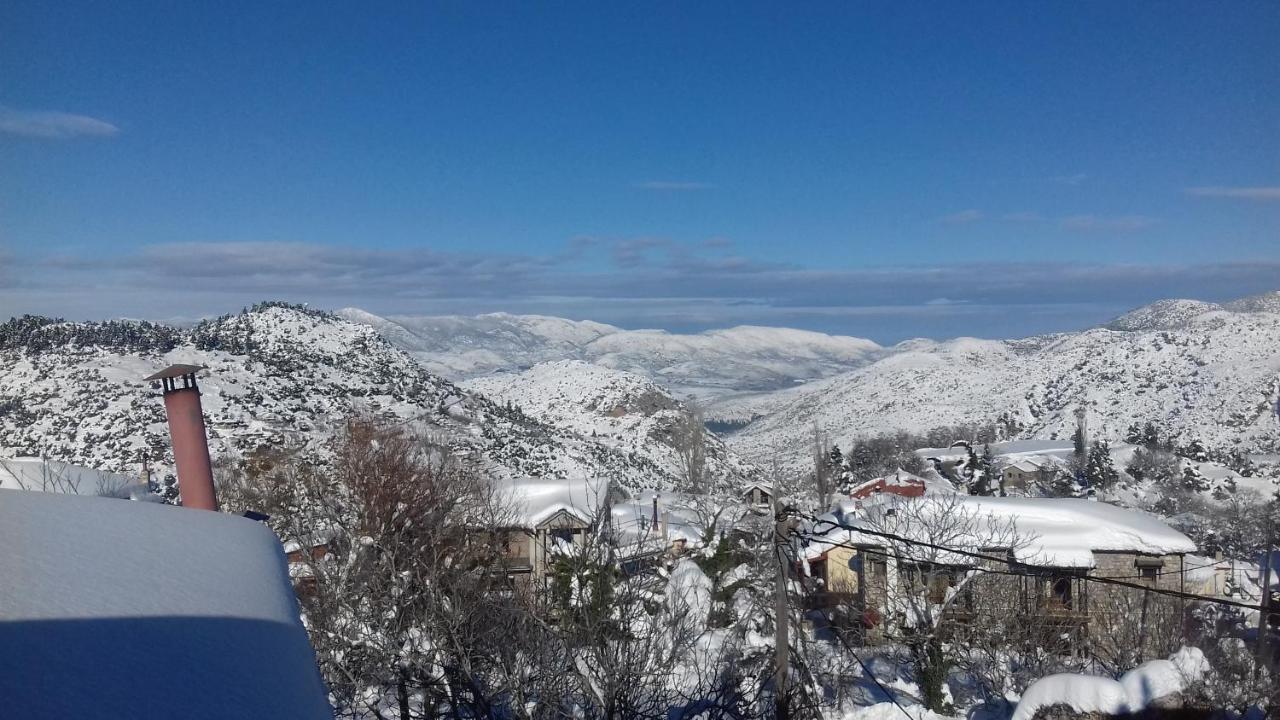 Guesthouse Mavrodimos Eptálofos Екстериор снимка